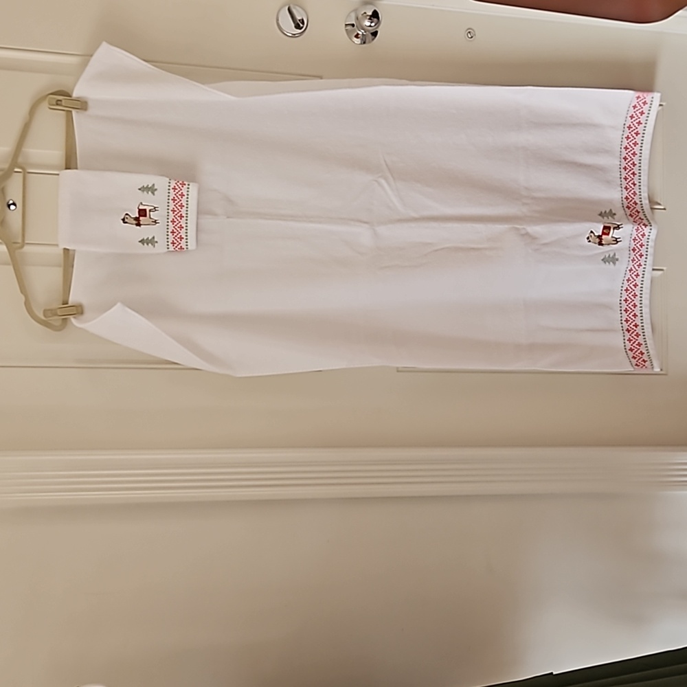 Dena Home Holiday Bath Towel and Wash Cloth 46X26 Thick Towel